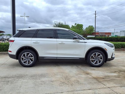 2023 Lincoln Corsair Standard