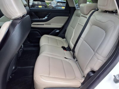 2025 Lincoln Corsair Premiere