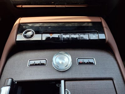 2027 Lincoln Navigator Reserve
