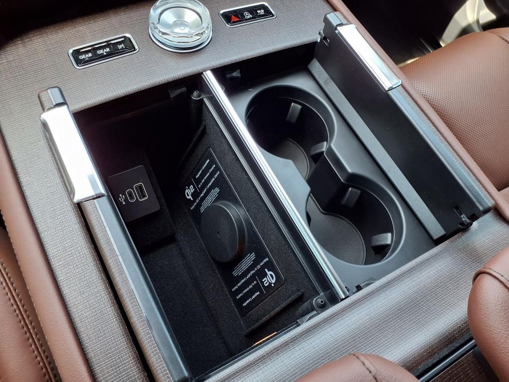 2027 Lincoln Navigator Reserve