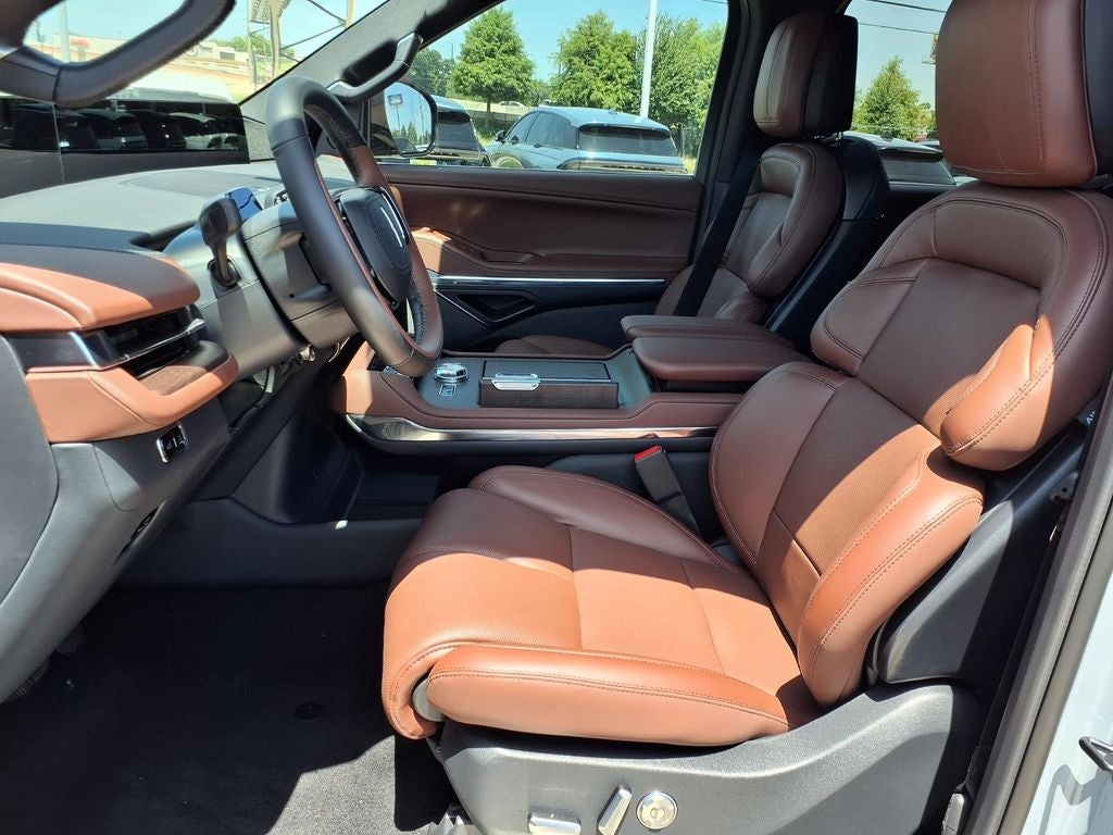2027 Lincoln Navigator Reserve