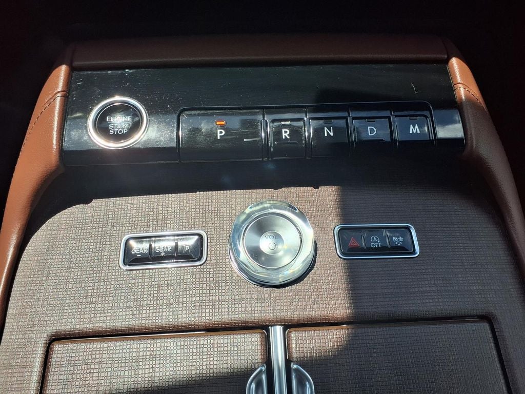 2025 Lincoln Navigator Reserve
