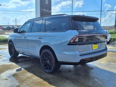 2025 Lincoln Navigator Reserve