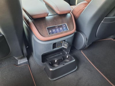 2027 Lincoln Navigator Reserve