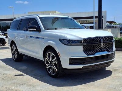 2027 Lincoln Navigator Reserve