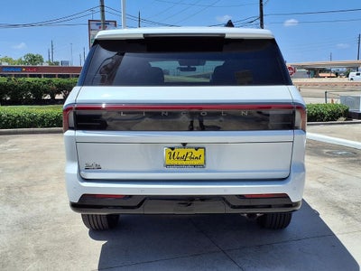 2027 Lincoln Navigator Reserve