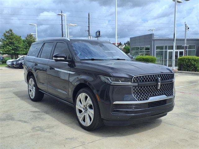 2025 Lincoln Navigator Reserve