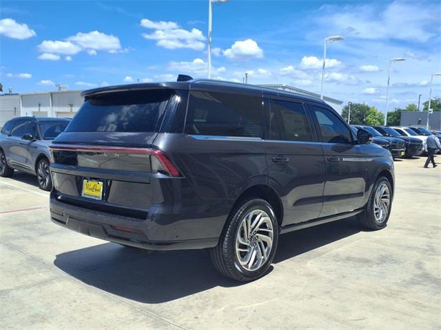 2025 Lincoln Navigator Reserve