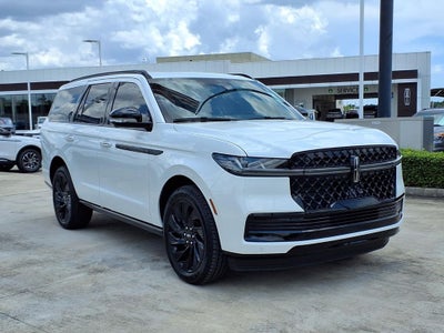 2027 Lincoln Navigator Reserve