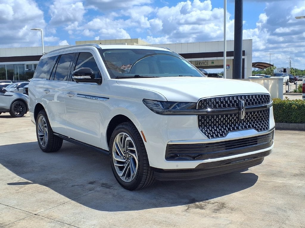 2027 Lincoln Navigator Reserve
