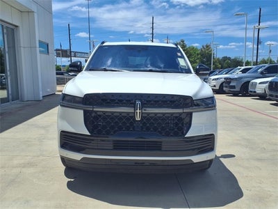 2025 Lincoln Navigator Reserve