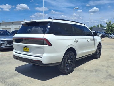 2025 Lincoln Navigator Reserve