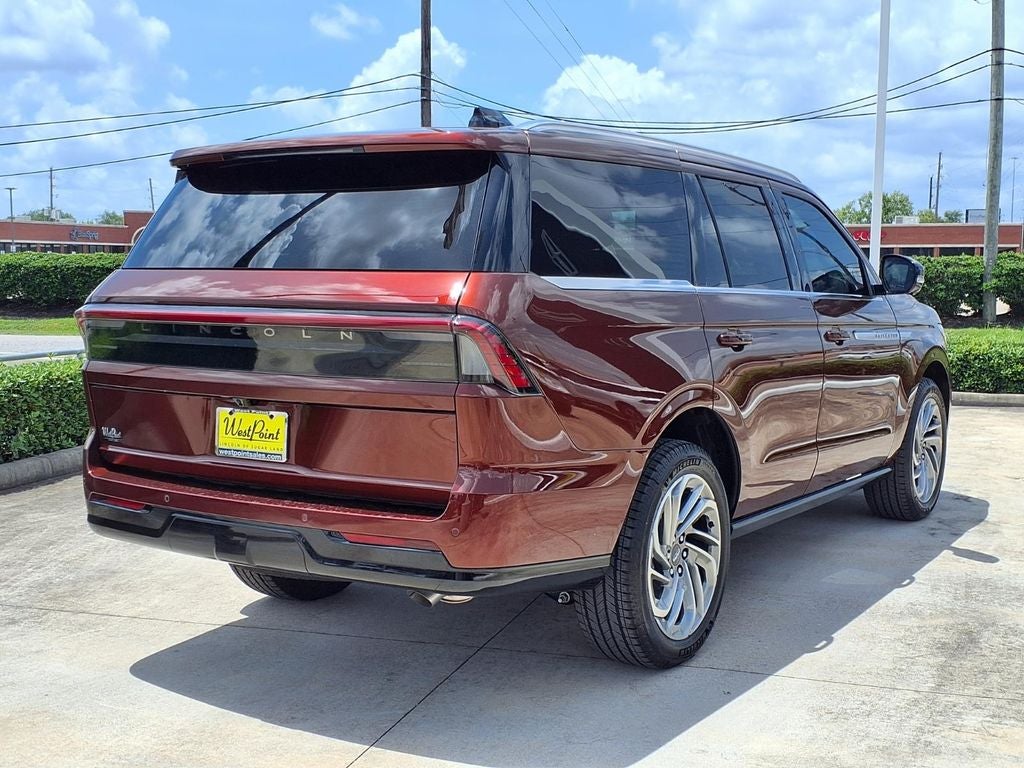 2027 Lincoln Navigator Reserve