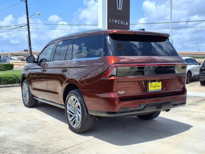 2027 Lincoln Navigator Reserve