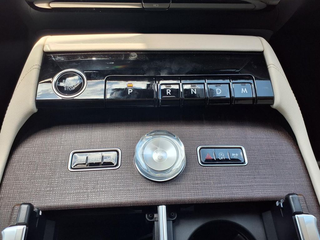 2027 Lincoln Navigator Reserve