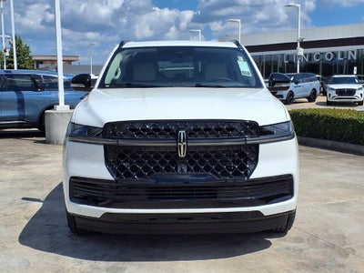 2027 Lincoln Navigator Reserve