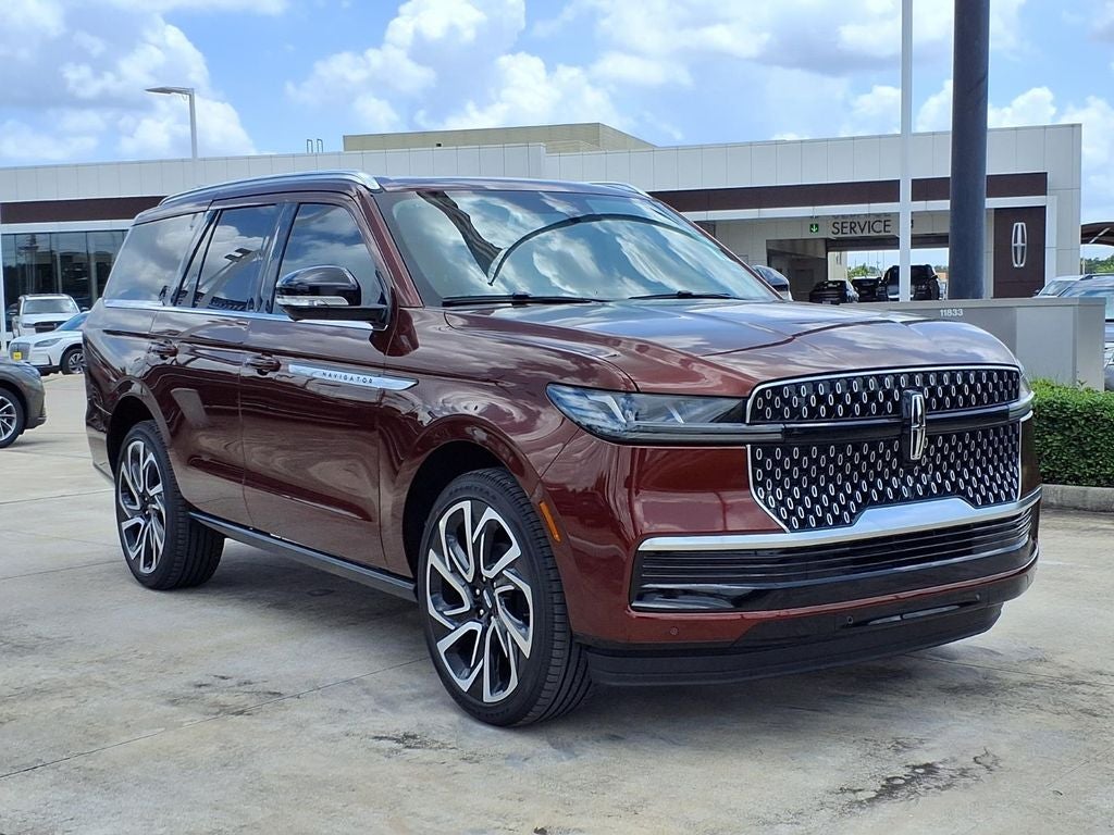 2027 Lincoln Navigator Reserve