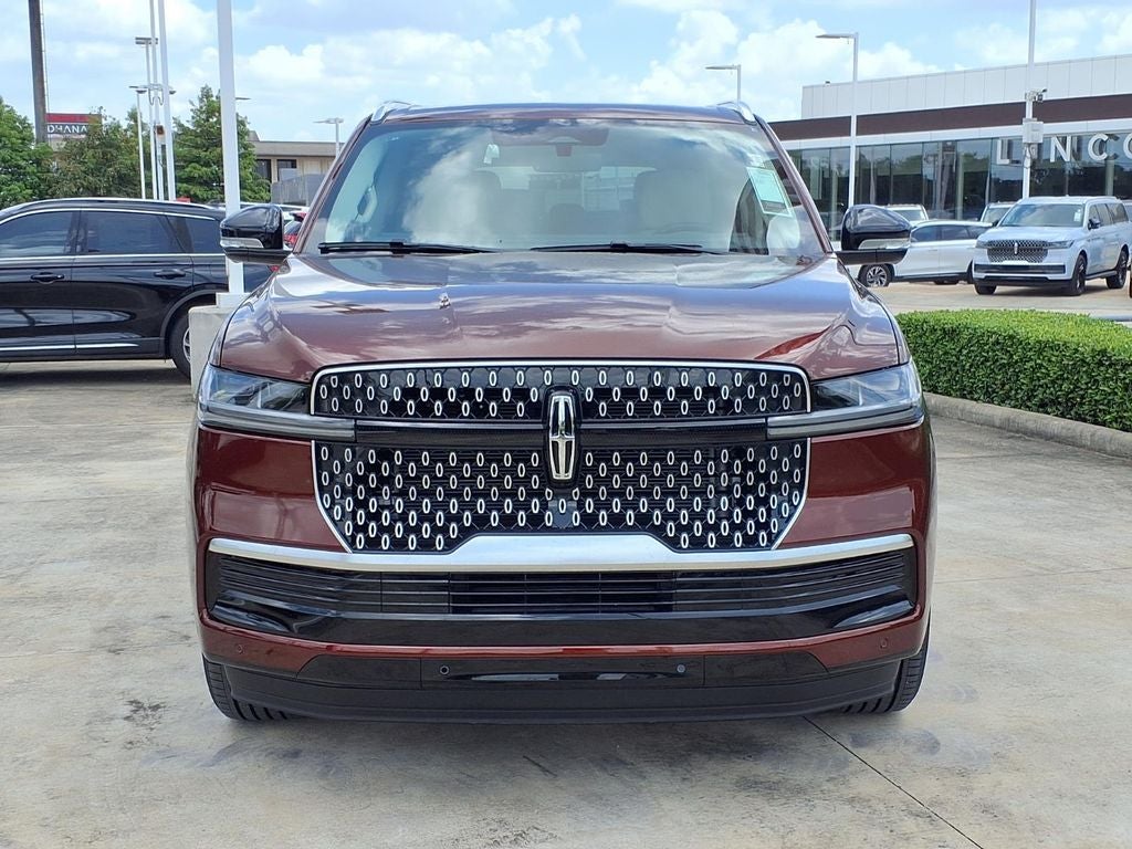 2027 Lincoln Navigator Reserve