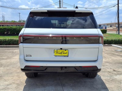 2025 Lincoln Navigator Reserve