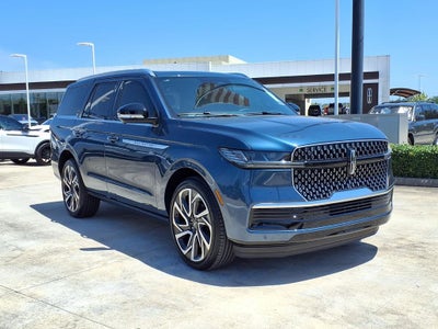 2027 Lincoln Navigator Reserve