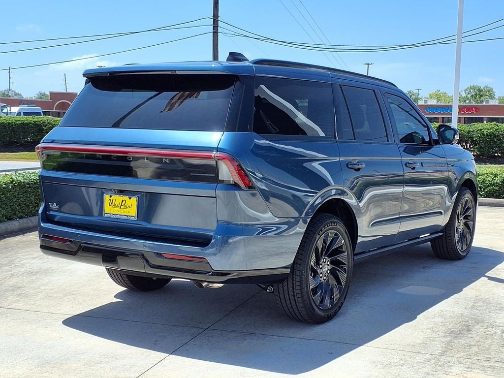 2027 Lincoln Navigator Reserve