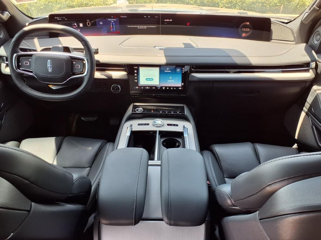 2027 Lincoln Navigator Reserve