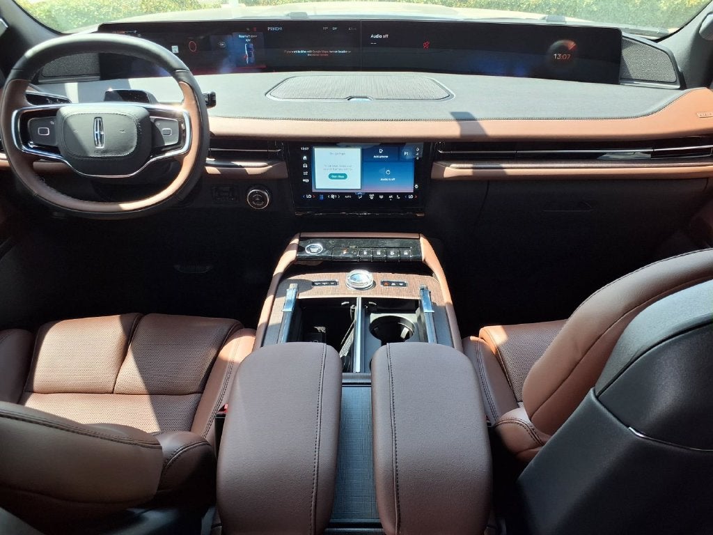 2027 Lincoln Navigator Reserve