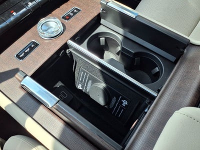 2027 Lincoln Navigator Reserve