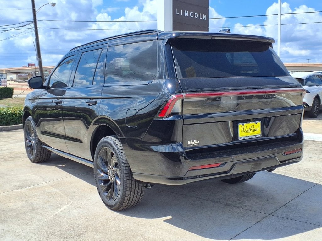 2027 Lincoln Navigator Reserve