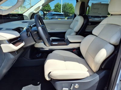 2027 Lincoln Navigator Reserve
