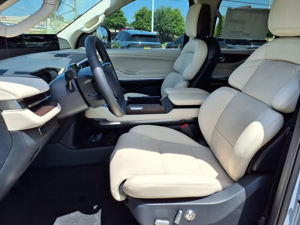 2027 Lincoln Navigator Reserve
