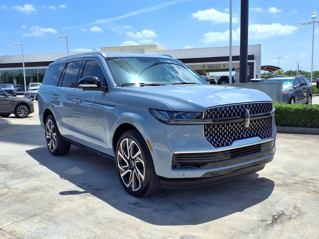 2027 Lincoln Navigator Reserve