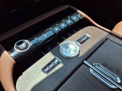 2027 Lincoln Navigator Reserve