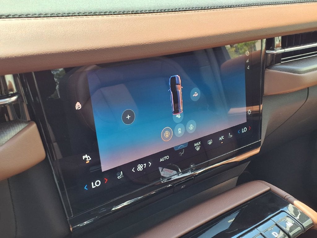 2027 Lincoln Navigator Reserve