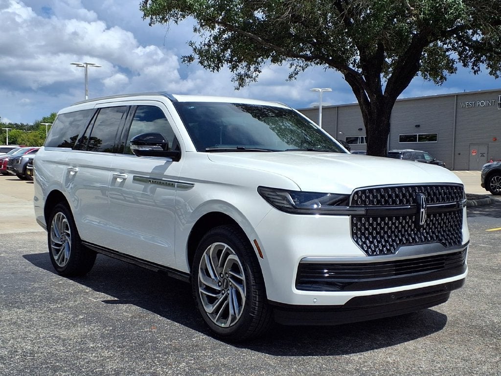 2027 Lincoln Navigator Reserve