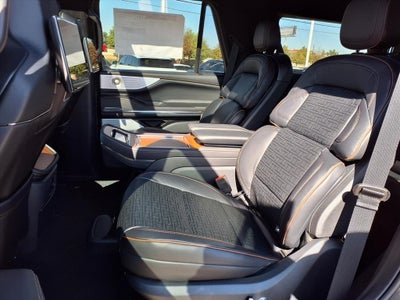 2025 Lincoln Navigator Black Label