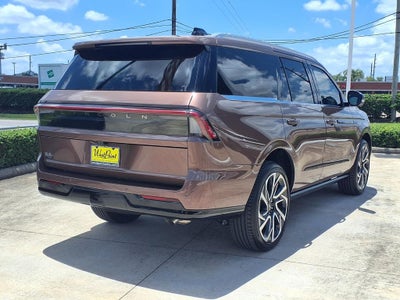 2027 Lincoln Navigator Black Label