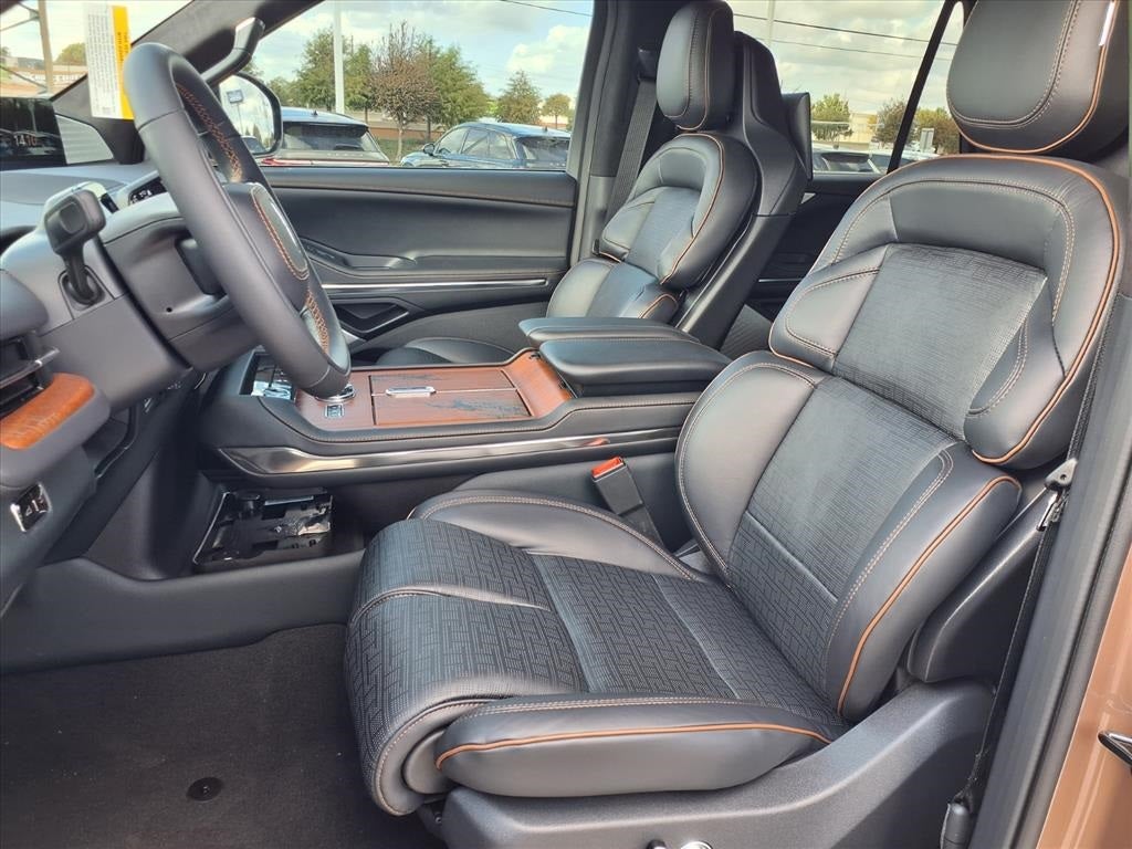 2025 Lincoln Navigator Black Label