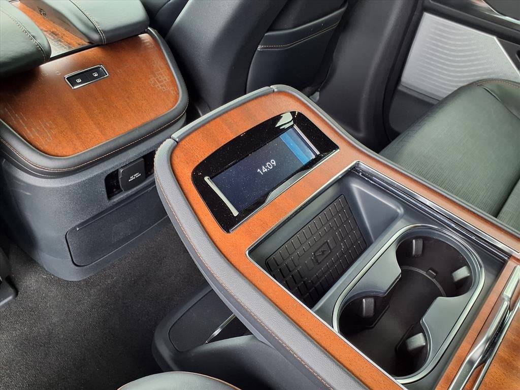 2025 Lincoln Navigator Black Label