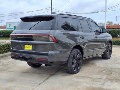 2025 Lincoln Navigator Black Label