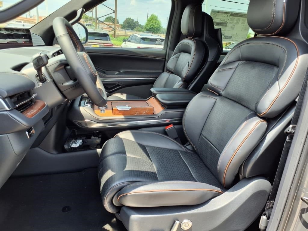 2025 Lincoln Navigator Black Label