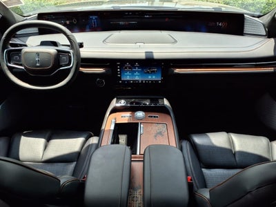 2025 Lincoln Navigator Black Label