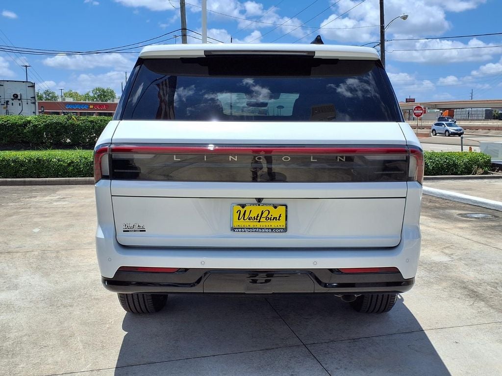 2027 Lincoln Navigator Black Label