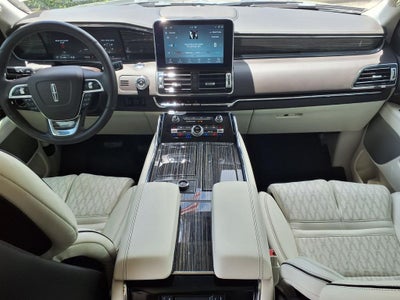 2020 Lincoln Navigator Black Label
