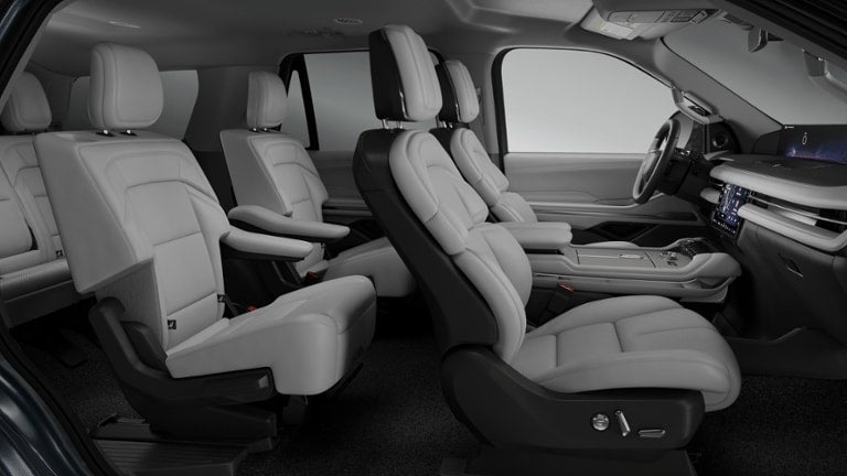 2026 Lincoln Navigator Premiere