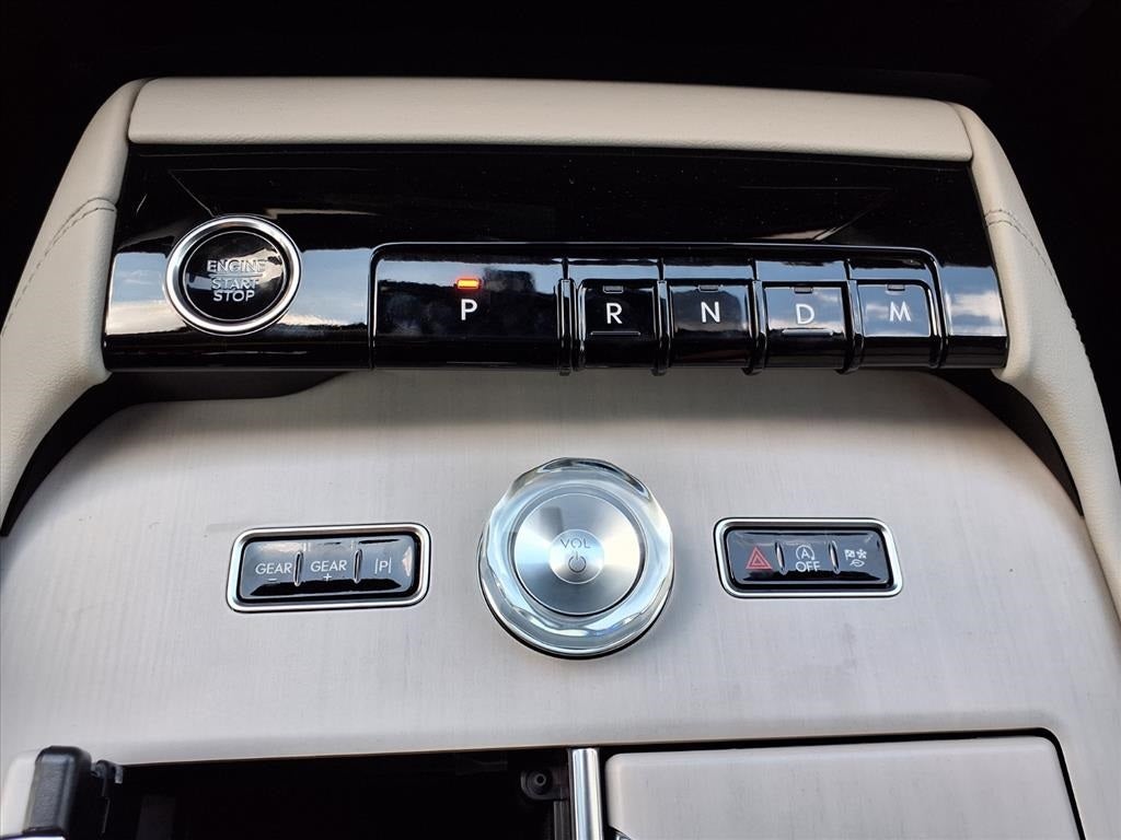 2026 Lincoln Navigator Premiere