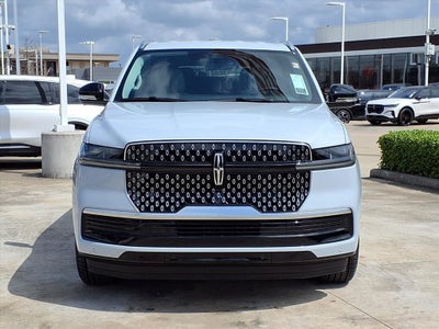 2026 Lincoln Navigator Premiere