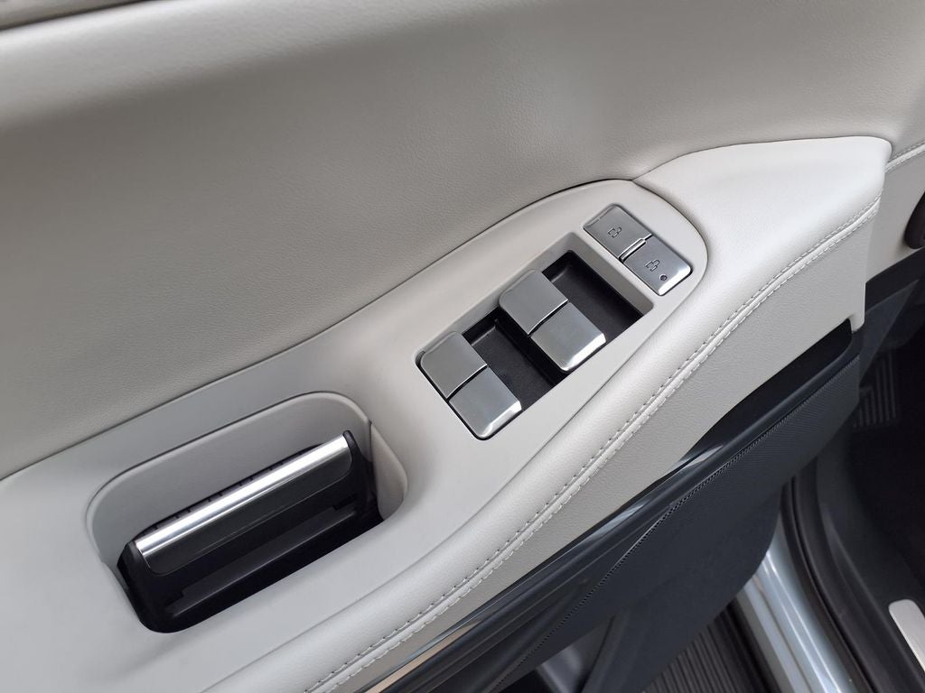 2026 Lincoln Navigator Premiere