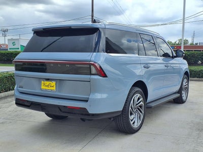 2026 Lincoln Navigator Premiere