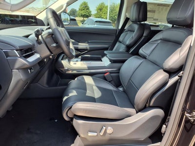 2027 Lincoln Navigator Premiere